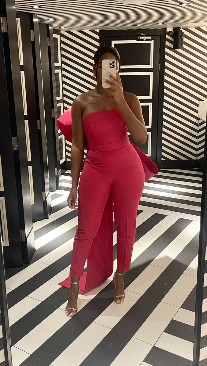 iamrebeccatembo's tweet photo. I made this jumpsuit with a 3D bow. 

What do you guys think? https://t.co/1ItXtKsjLZ