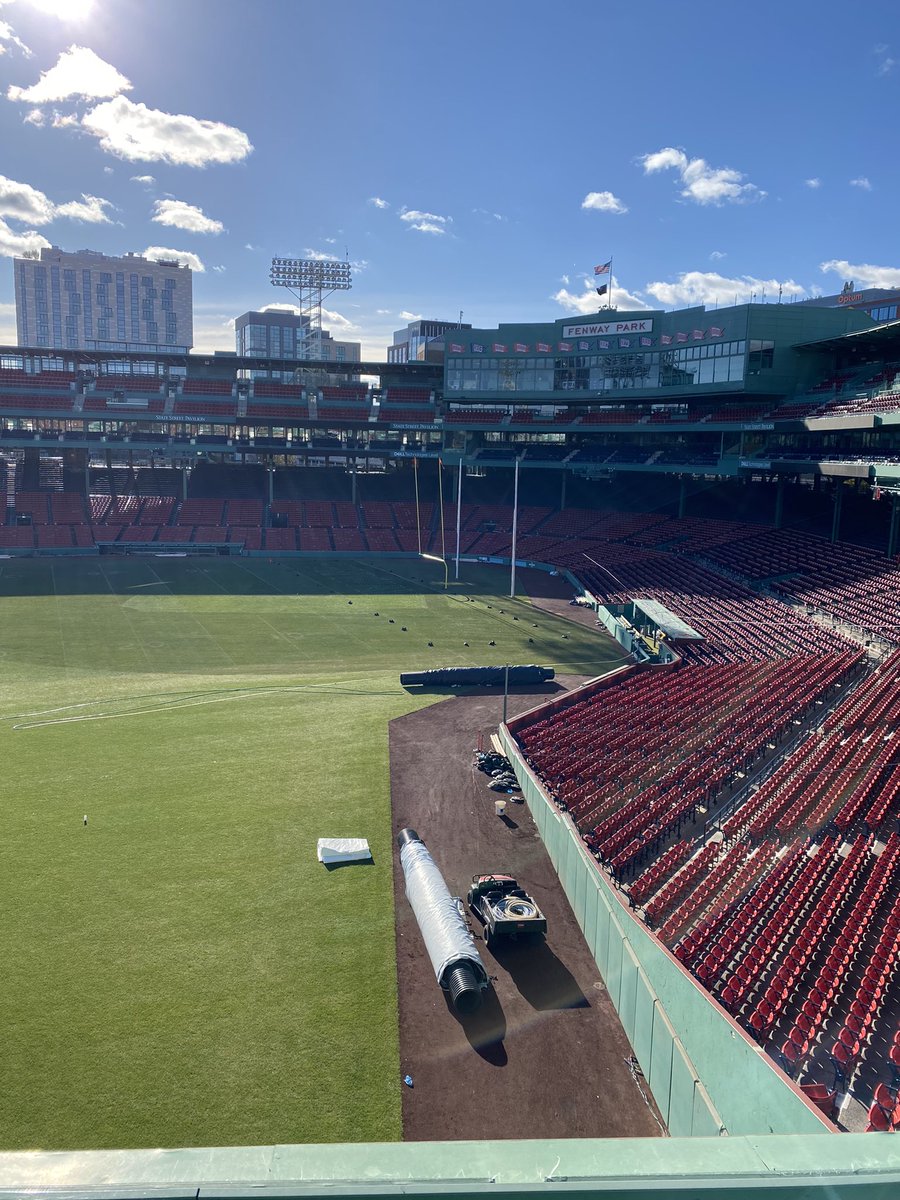 RomaniaBaseball's tweet photo. #home @RedSox ⚾️🇺🇸🇷🇴⚾️ https://t.co/3nGDnaf33a