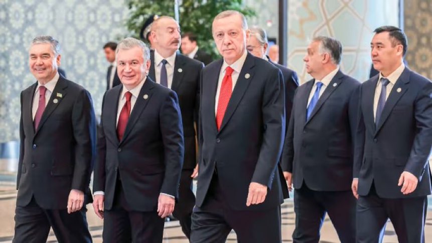 Cumhurbaşkanı Erdoğan: Türk Devletleri Teşkilatı Türk Yatırım Fonu'nun mümkün olan en kısa sürede hayata geçmesi faydalı olacaktır.

( Türkiye’s Economy Channel )