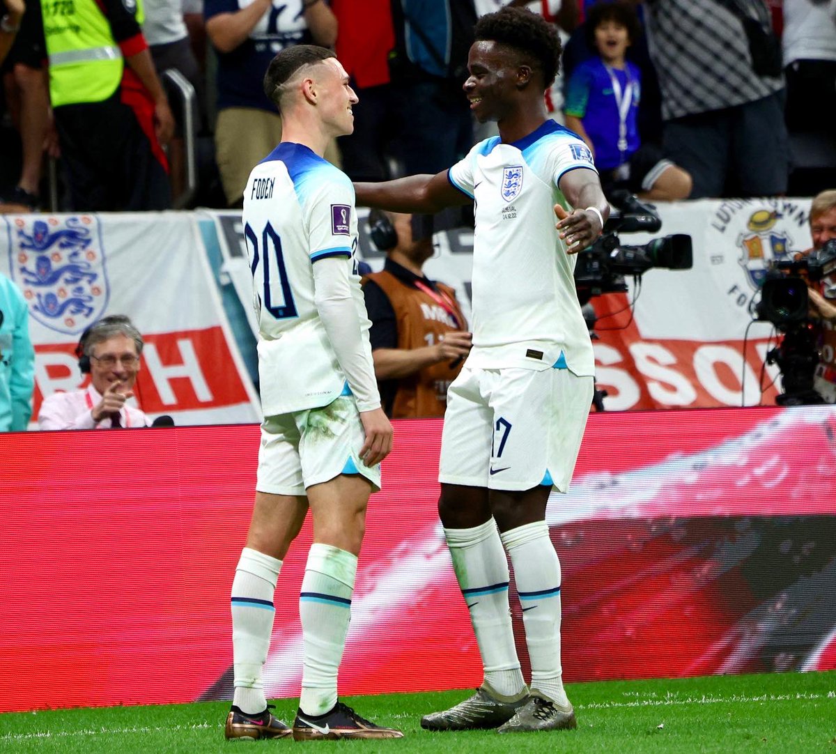 Phil Foden tweet media