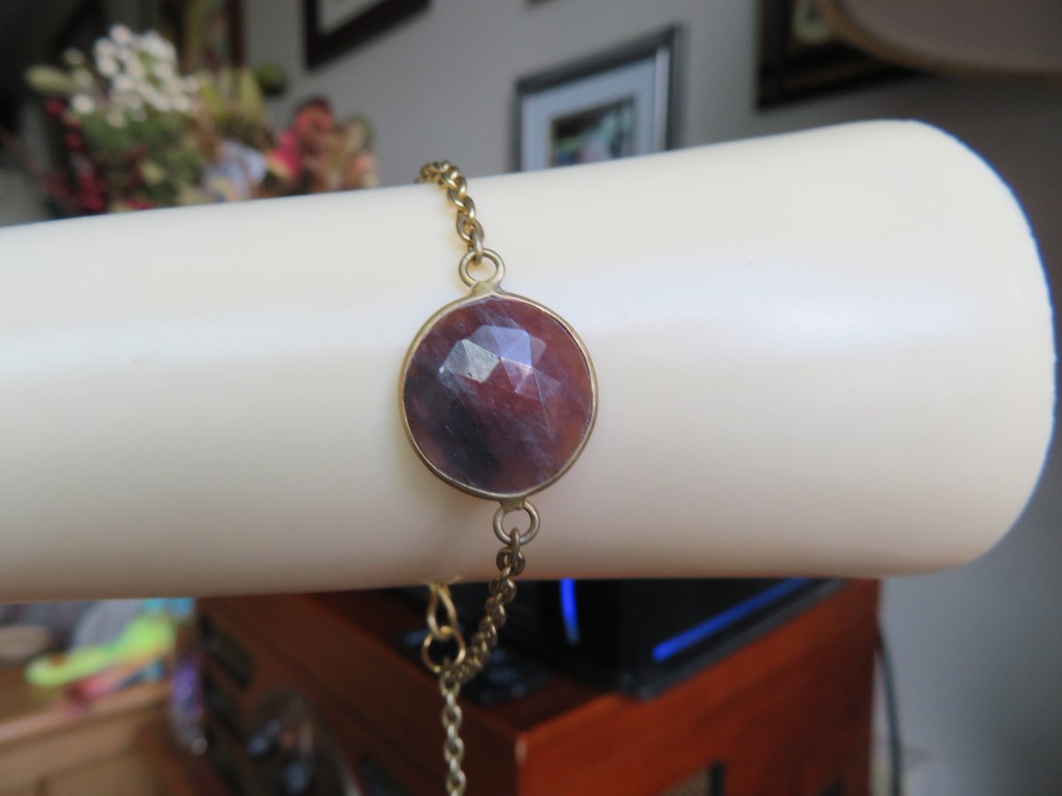 sobertj's tweet photo. Excited to share the latest addition to my #etsy shop: 4ctw Natural Fancy Red Sapphire 14k Gold/925 Sterling Silver Adjustable Bracelet, 6.5" 8.5" Long. Wt. 5.g https://t.co/f0UOsFefCQ #gold #sapphire #unisexadults #stone #artnouveau #brown #yes #slideclasp #sterlingsi https://t.co/K8VToT84L4
