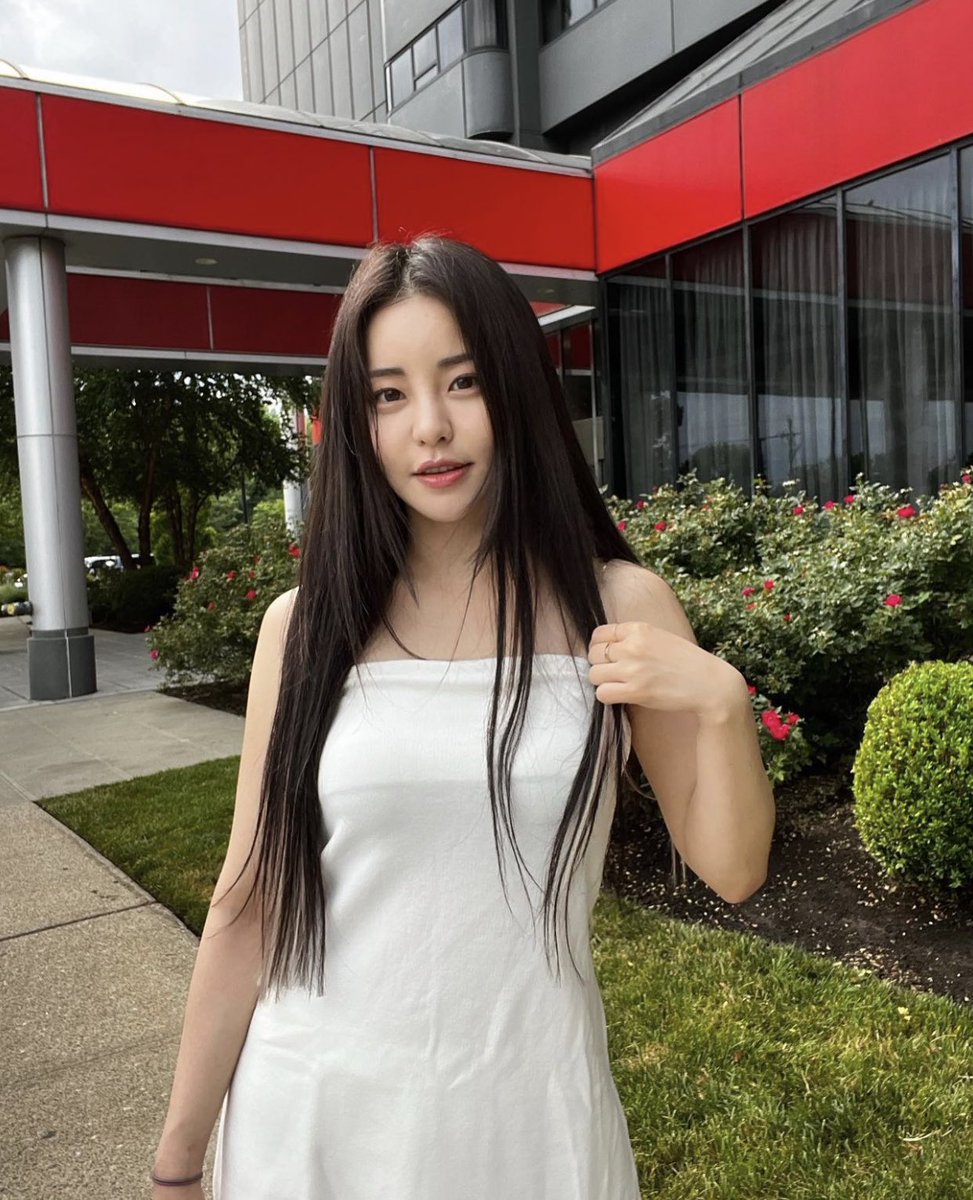 girlgroupspics's tweet photo. brave girls ; yujeong https://t.co/YUPwTvICW6
