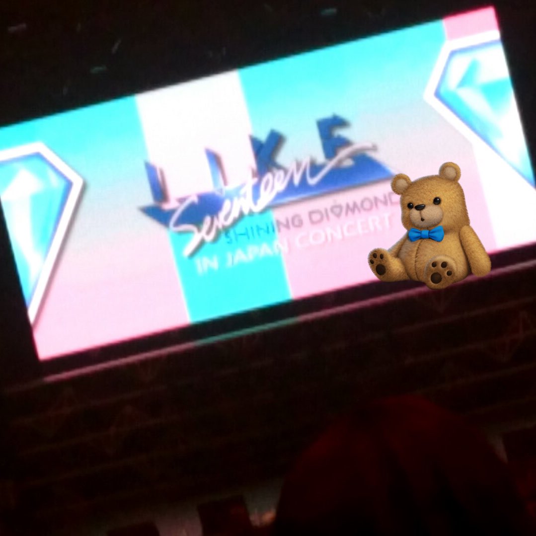 17_lovepabo's tweet photo. SEVENTEEN
いつも素敵な思い出をありがとう💗
日本に来てくれてありがとう🫶🏻

中野から始まって今ではドームツアー。。

いつか歓声OKになる日が来るといいな🌟 https://t.co/cS4UjMIjSK