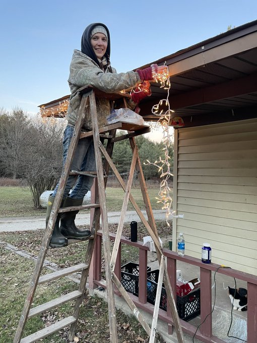 Getting the house decorated 🎄 https://t.co/EsJAIPCR5b<a href="/tag/titties"class="tags"><span>#titties</span></a><a href="/tag/birthdaygirl"class="tags"><span>#birthdaygirl</span></a><a href="/tag/tittytuesday"class="tags"><span>#tittytuesday</span></a>