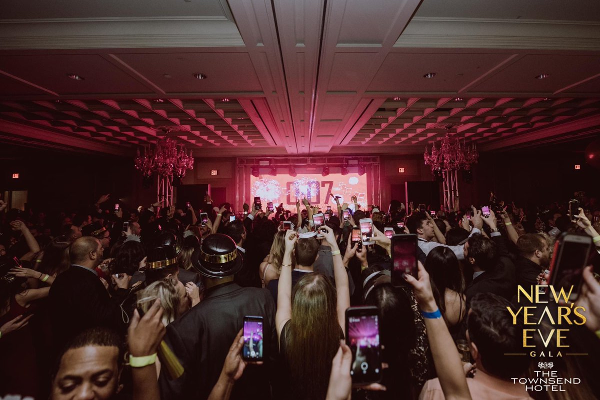Michigan’s premier New Year’s Eve Gala returns to The Townsend Hotel on Sat. Dec. 31st! <a href="/TownsendNYE/">New Year’s Eve Gala 2025 at The Townsend Hotel</a> Limited Discounted Bottle Service Booths, VIP Tickets and Hotel Rooms are available now: TownsendNYE.com  

Feat: <a href="/boji/">boji</a> <a href="/paulmartindale/">Paul Martindale</a> <a href="/ParagonDetroit/">ParagonEntertainment</a> 

#NYE #newyearseve