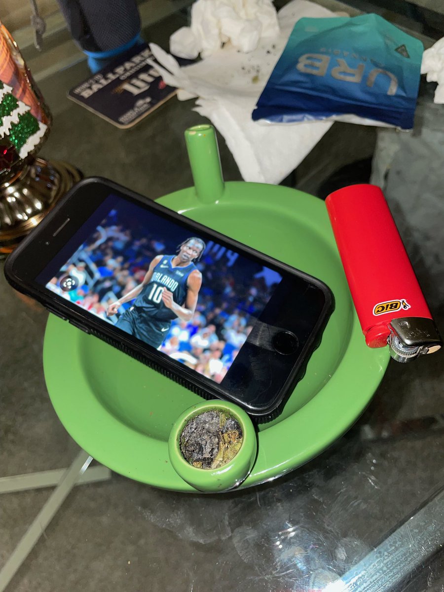 ImJamesRoy's tweet photo. . @BolWrld we got Bol Bol in the bowl bowl https://t.co/HHAXS1RKkA