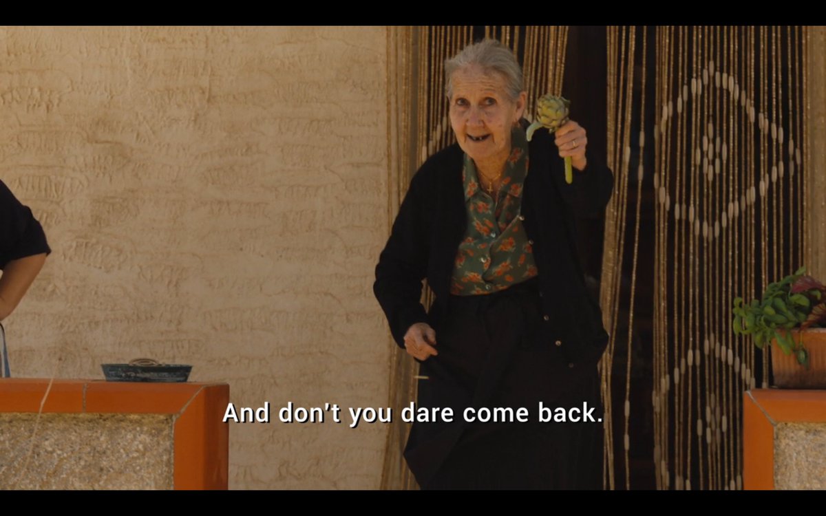EmmaTolkin's tweet photo. THE BREAKOUT STAR OF THE WHITE LOTUS SEASON 2: ANGRY ITALIAN GRANDMA W/ ARTICHOKE https://t.co/XITAeasKEr