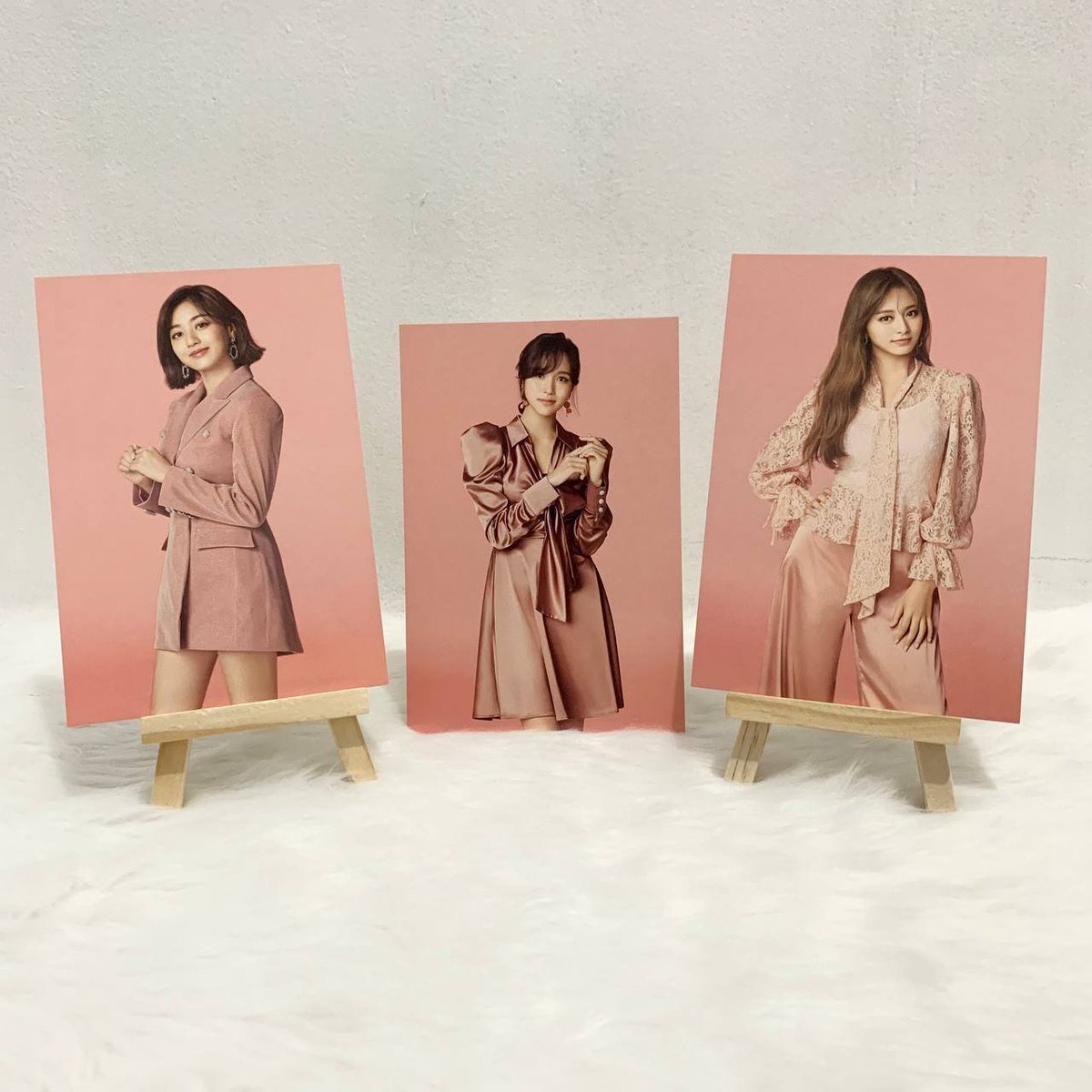 lemberryph's tweet photo. ꒰🛒꒱ wts lfb ph help rt 

  &amp;twice repackage postcards ♡
𓏔 ny + jy - ₱99
𓏔 jh + mn + ty - ₱300
𓏔 shopee: https://t.co/3XbOQH8N3q

🌷. . . twice onhand cod sco pre order benefit pc photocard papel member set nayeon jeongyeon jihyo mina tzuyu japanese album https://t.co/ja3X8320Ov