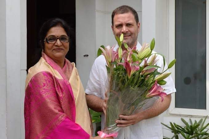 Krishan12310's tweet photo. May God bless you with good health and happiness always. Wishing you a very happy and prosperous Birthday respected Ma'am https://t.co/Py1vZSclC6