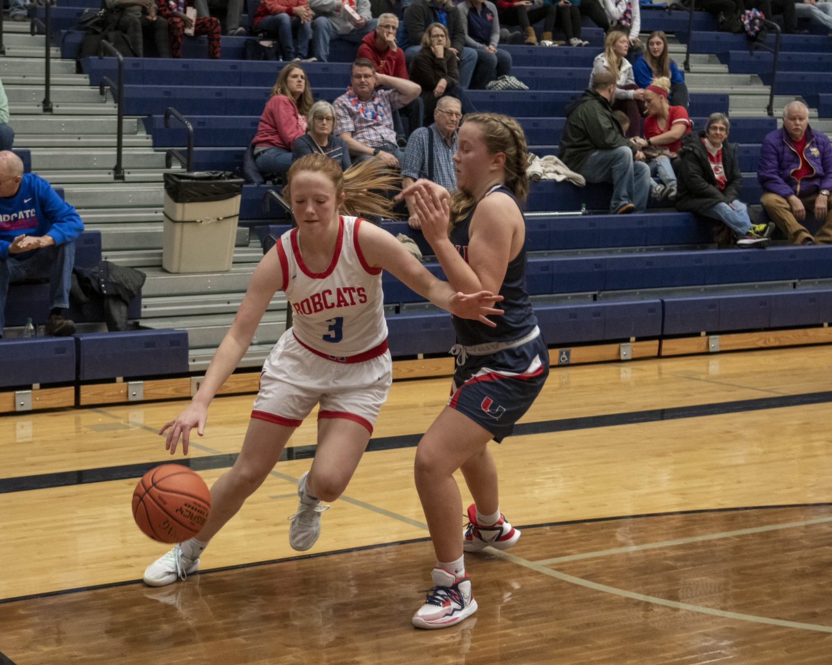 anne91vance's tweet photo. A few MHS basketball pics from Friday https://t.co/sU67CeAMDI