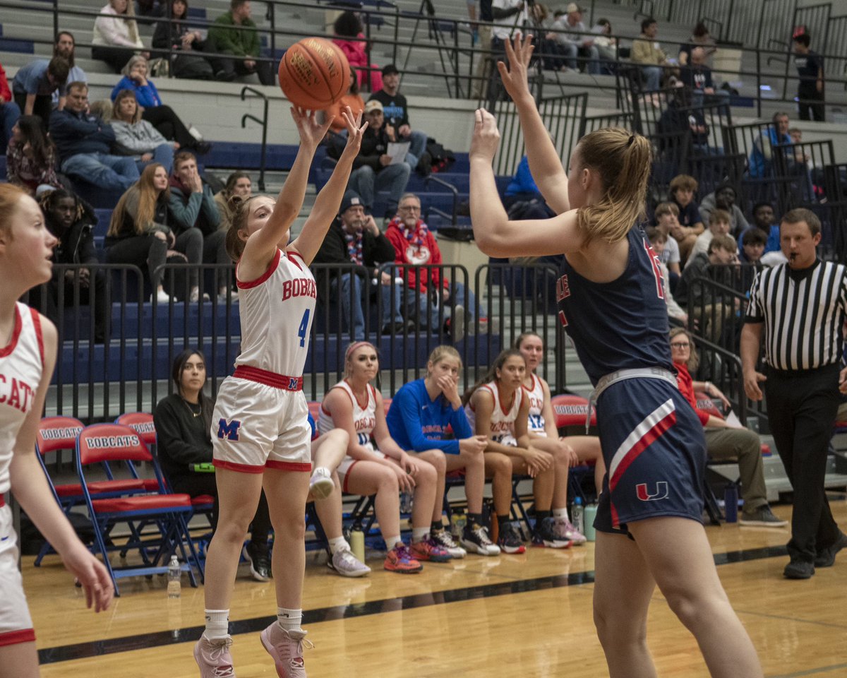 anne91vance's tweet photo. A few MHS basketball pics from Friday https://t.co/sU67CeAMDI