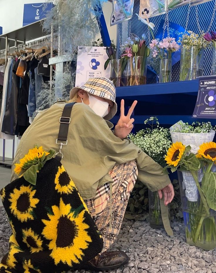 ㅤ

                             ❪ 高校.ᐟ ❫
                   Mondate with Iseo. 

ㅤ