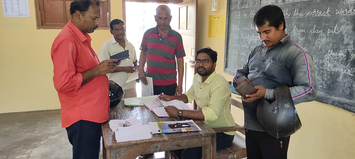 AndamanCEO's tweet photo. Glimpses of Special Camp conducted at all Polling Stations on 03rd &amp; 04th December, 2022 for  Electoral related regarding SSR-2023.
@ECISVEEP @SpokespersonECI
 #IRegister #ComeTogether #EveryVoteCounts https://t.co/gIW28ZahAp