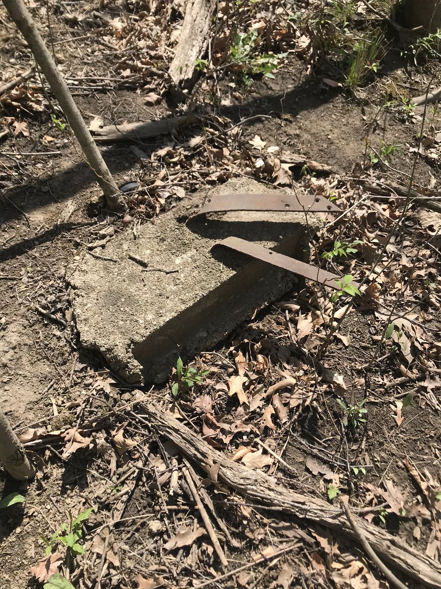 kefrith's tweet photo. @27Callahan @SkrticX I can confirm that there was still a significant amount of visible coaster remnants as of April 2021. https://t.co/T2Z4PYO48a