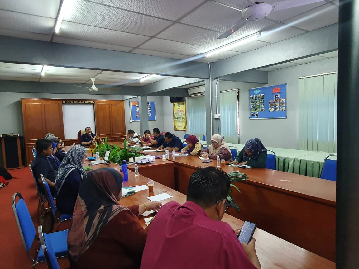 LPP_Kedah's tweet photo. 05/12/2022 (Isnin) | Bengkel dan Taklimat  MAT PP- pengendalian Cawangan Hal Ehwal Pendaftar LPP Kedah. 
Untuk sesi kali ini melibatkan Zon 2 iaitu sebanyak 5 PPK yang terlibat PPK Kuala Ketil,PPK Baling, PPK Sik,PPK Gurun dan PPK Sg Petani. https://t.co/gT3FBZq78X