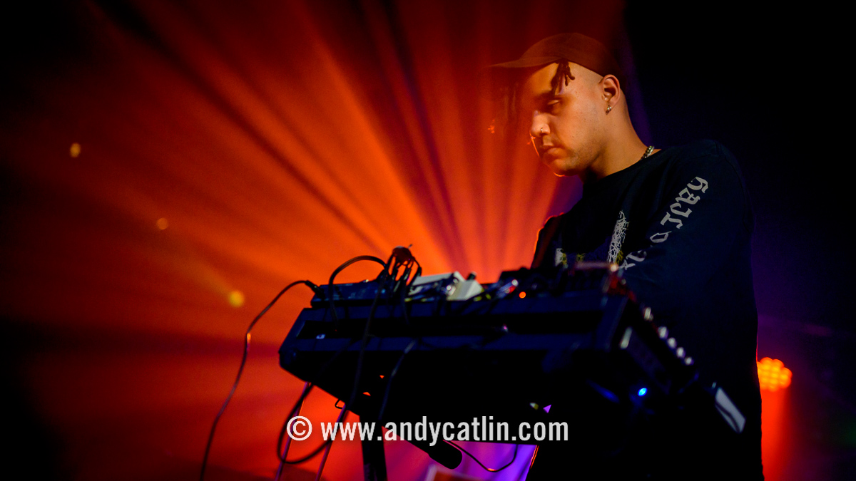 andycatlincom's tweet photo. Head is fizzing after tonight's blazing #Edinburgh assault from @clppng + @RussellHaswell + K.Yalo - so many words, so many sounds, so much energy. Kick yourself if you weren't there and don't miss them next time. Photo album > https://t.co/cSHKSxOR8V https://t.co/cqPfi11GZi