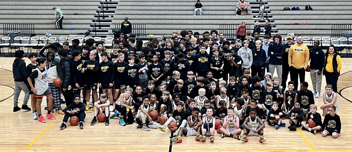 AvonOrioleHoops's tweet photo. Big day tomorrow for Avon Basketball!
Get over to the high school at 6:00pm to check out the annual North vs South games!
7th grade is in the auxiliary gym and 8th is in the main gym…B team games to follow!
#OneAvon https://t.co/9BATpYpPqA