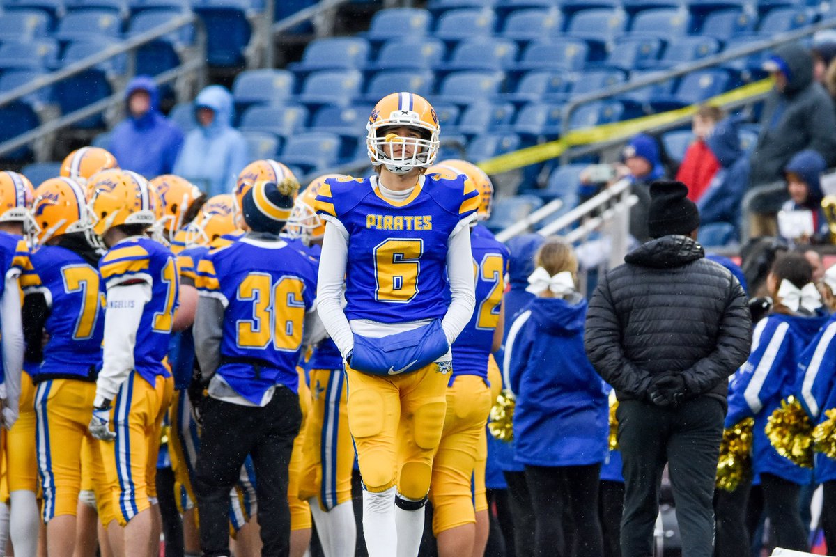 LoganChenette's tweet photo. 13-0, D8 State Champions, beat Kipp Academy 27-6, 3/4 PAT and one being blocked, 2 punts one for 40 yards another for 33 yards, and missed a FG 46L on NFL uprights. What a great season. @sports_ledger @GlobeSchools @mikeod21 @25JennyO @JeremyShelley90 https://t.co/5Lp5cXIYWW