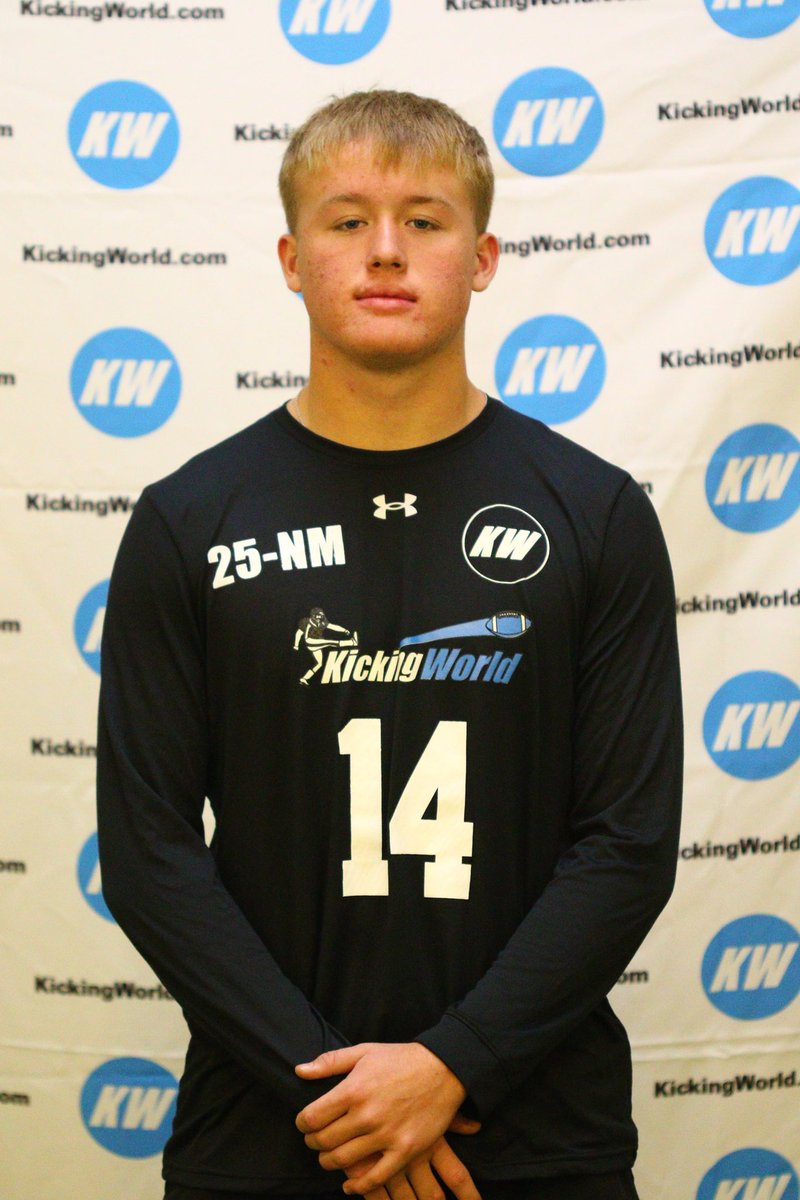 GinoSatriana's tweet photo. Bulldawg represent at kicking world!! Good job Dalin! @KickingWorld https://t.co/3zoOihu0QY