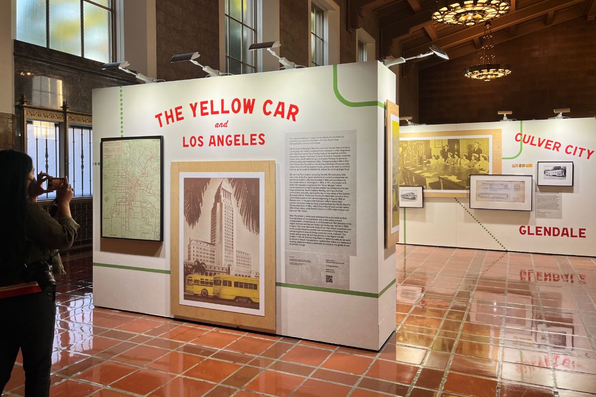 When rail ruled LA: Before freeways, LA had more railway miles than any city in the country. At Union Station, @metrolosangeles Metro Art’s latest exhibition tells that tale in, “The Yellow Car and Los Angeles.” 💨ow.ly/nMU250LUclL