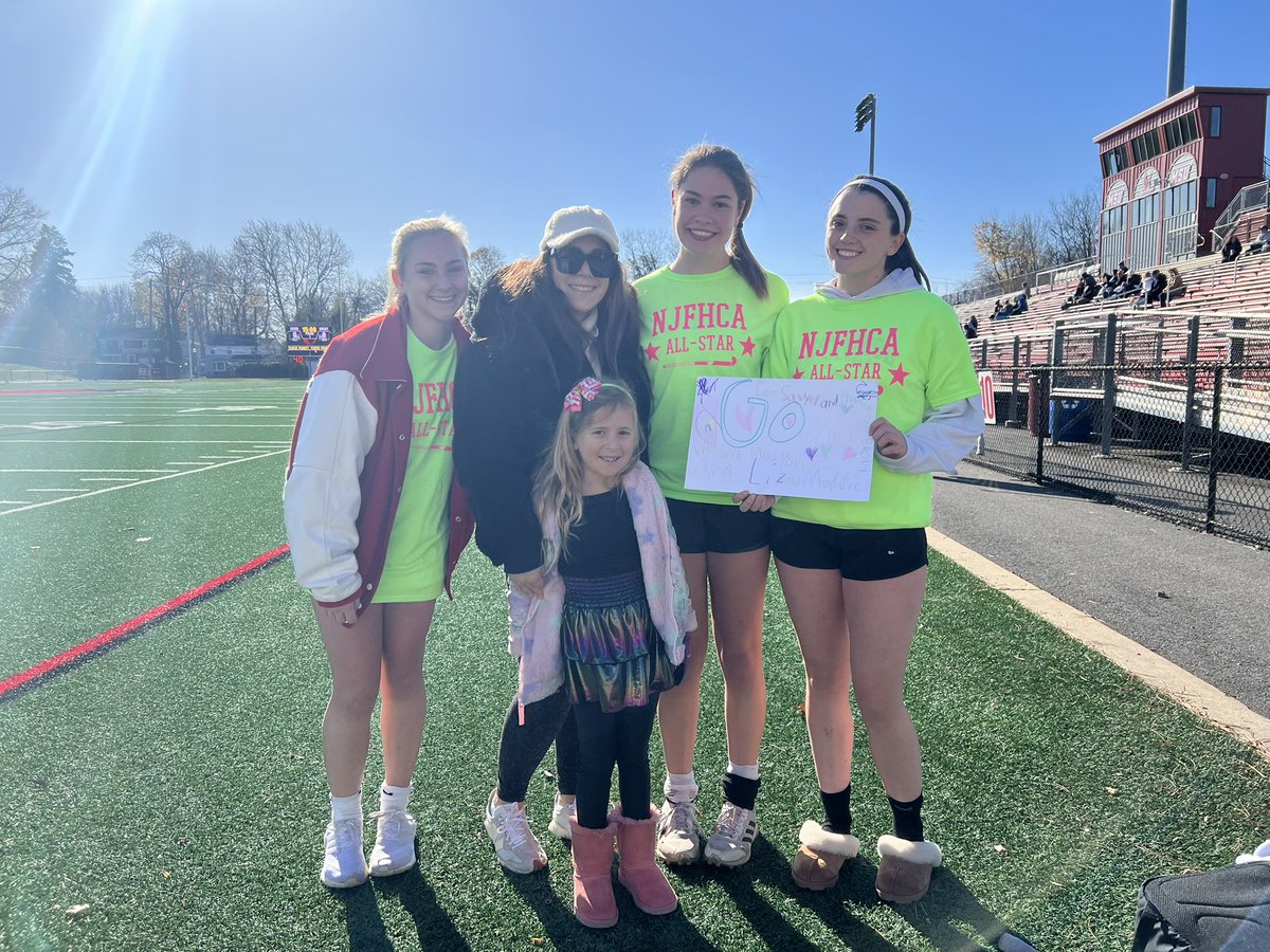 WWFieldHockey's tweet photo. Ava, Liz, and Maddie had the honor of playing into today’s NJFHCA Senior All Star game! Thanks for always making us proud ladies! 💚 https://t.co/FAoNBUuIpC