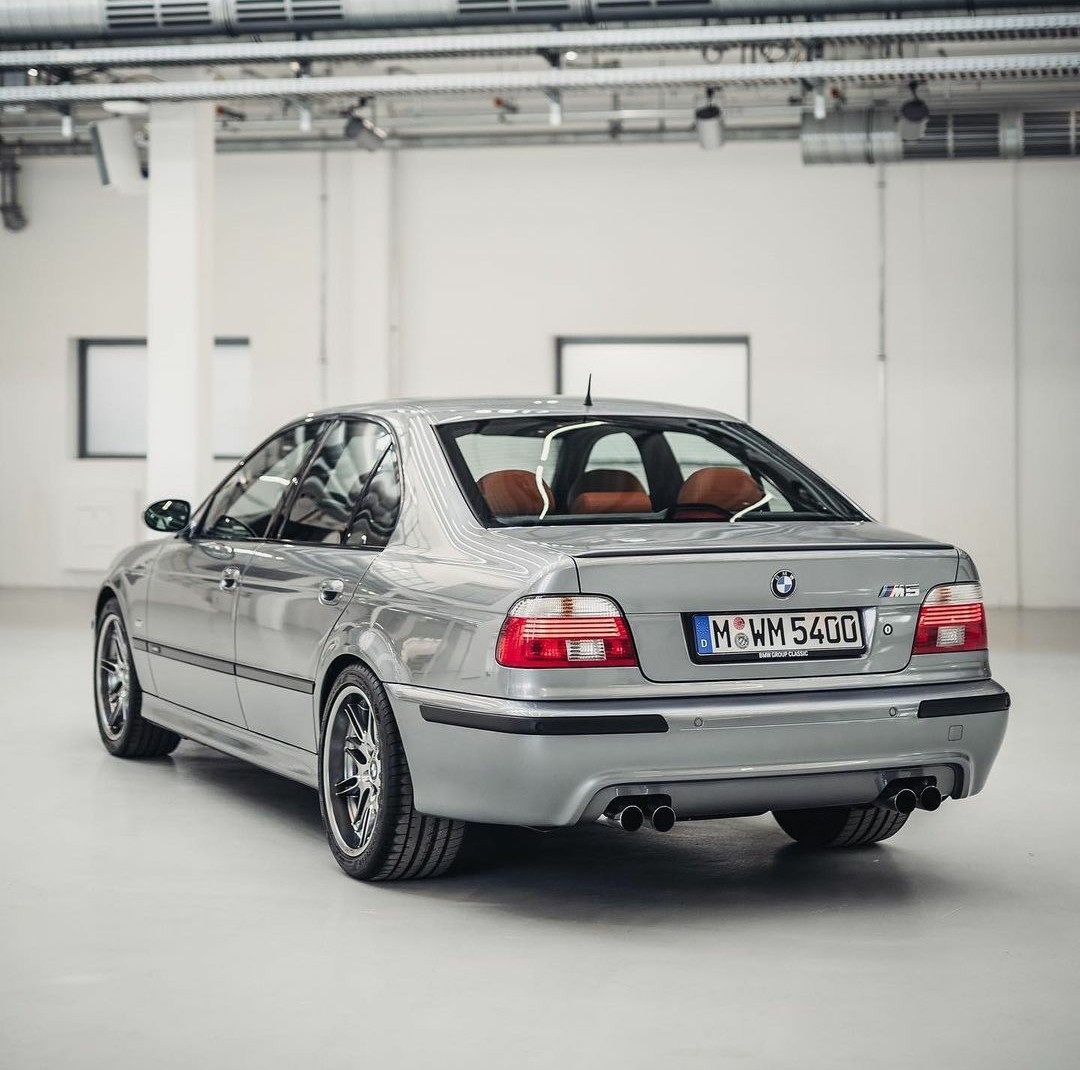 FlawlessSpec's tweet photo. BMW E39 M5 https://t.co/RE5Ed2elZW