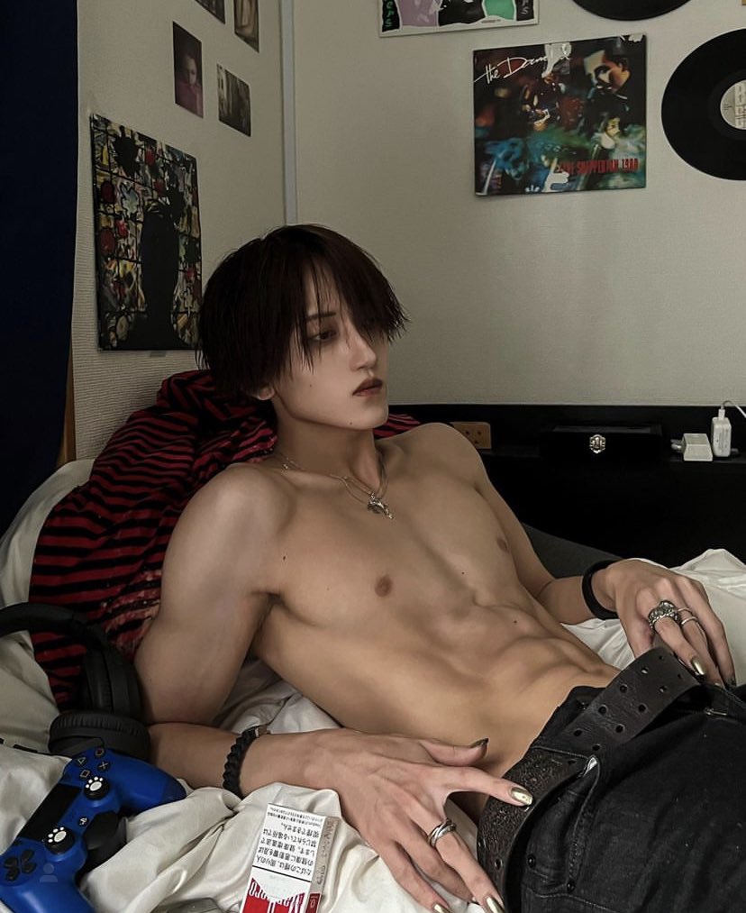 blossomkeiji's tweet photo. ⠀⠀ ⠀⠀
𓄼 ࣪𓂃 ִֶָ 𝒦𝔢𝔦𝔧𝔦’𝔰 𝘱𝘰𝘴𝘵 ٬٬ ⚠︎ ᵎᵎ
── you call the shots, babe
i just wanna be yours
#seductivehq
⠀ https://t.co/GrLsldbJSR