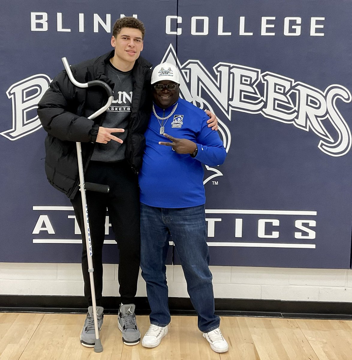 doinit4Jesus's tweet photo. "For I reckon that the sufferings of this present time are not worthy to be compared with the glory which shall be revealed in us." Romans 8:18 My guy @JayNjock &amp; I mean that, you understand me! @BlinnMBB @CoachSchuHoops @CoachASchwartz 
#TheBestIsYet2Come
#2023YouGon'See
#🏀💯💙 https://t.co/iSauzWb2lZ