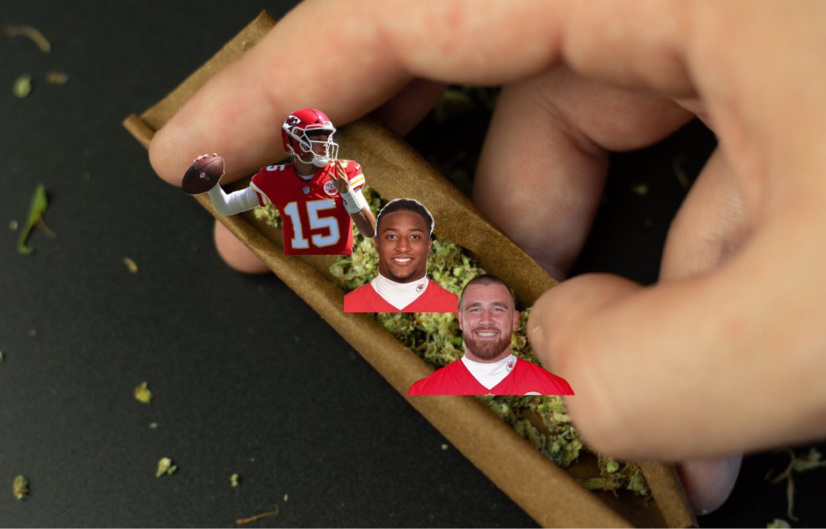 INSOMNIACLAMBS's tweet photo. Chiefs Pack Gettin Rolled 🔥🔥🔥 https://t.co/WBhrXPmPju