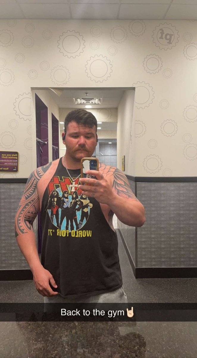 Time to start taking the gym serious again🤘🏻