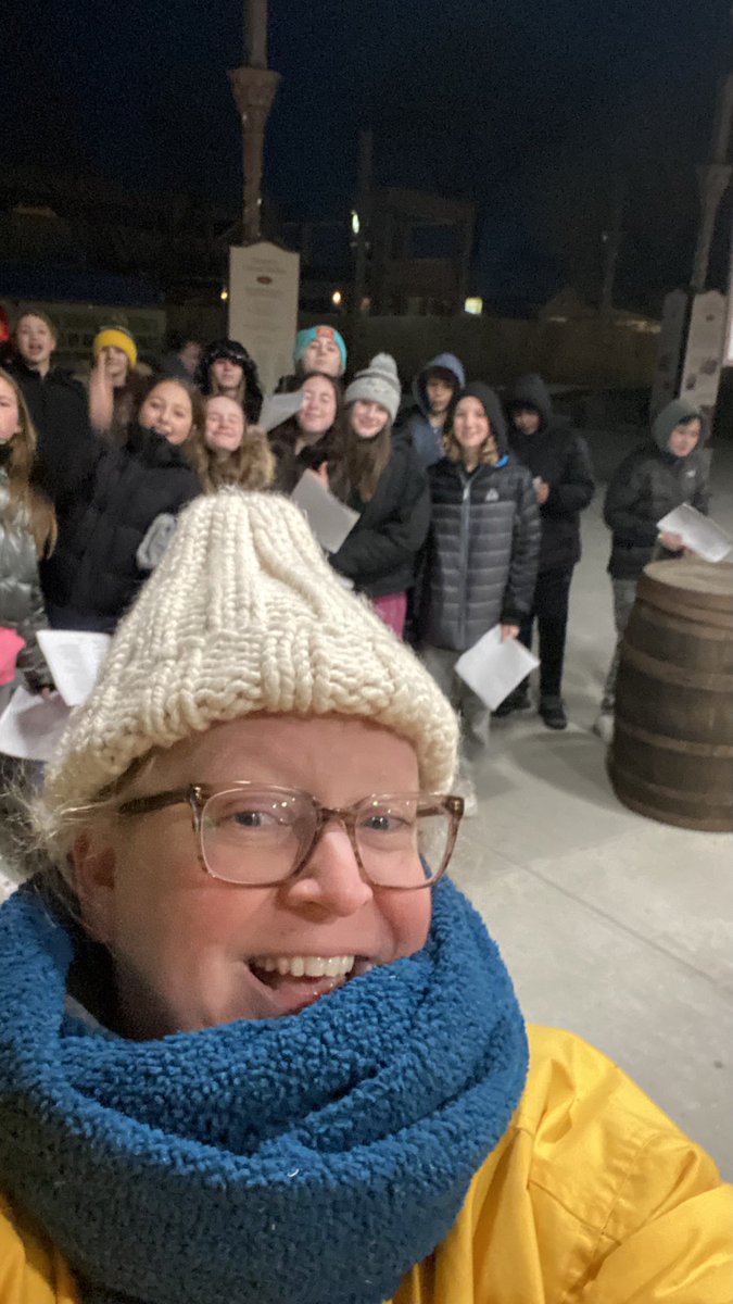 It’s a great night for singing at Greenfield Village Holiday Nights with the <a href="/WestHillsMS/">West Hills Warriors</a> 7th/8th grade choirs. Now we just need some snow ❄️ <a href="/AndyGignac/">Andy Gignac</a> @bhswatson <a href="/bhschools/">BHSchools</a>