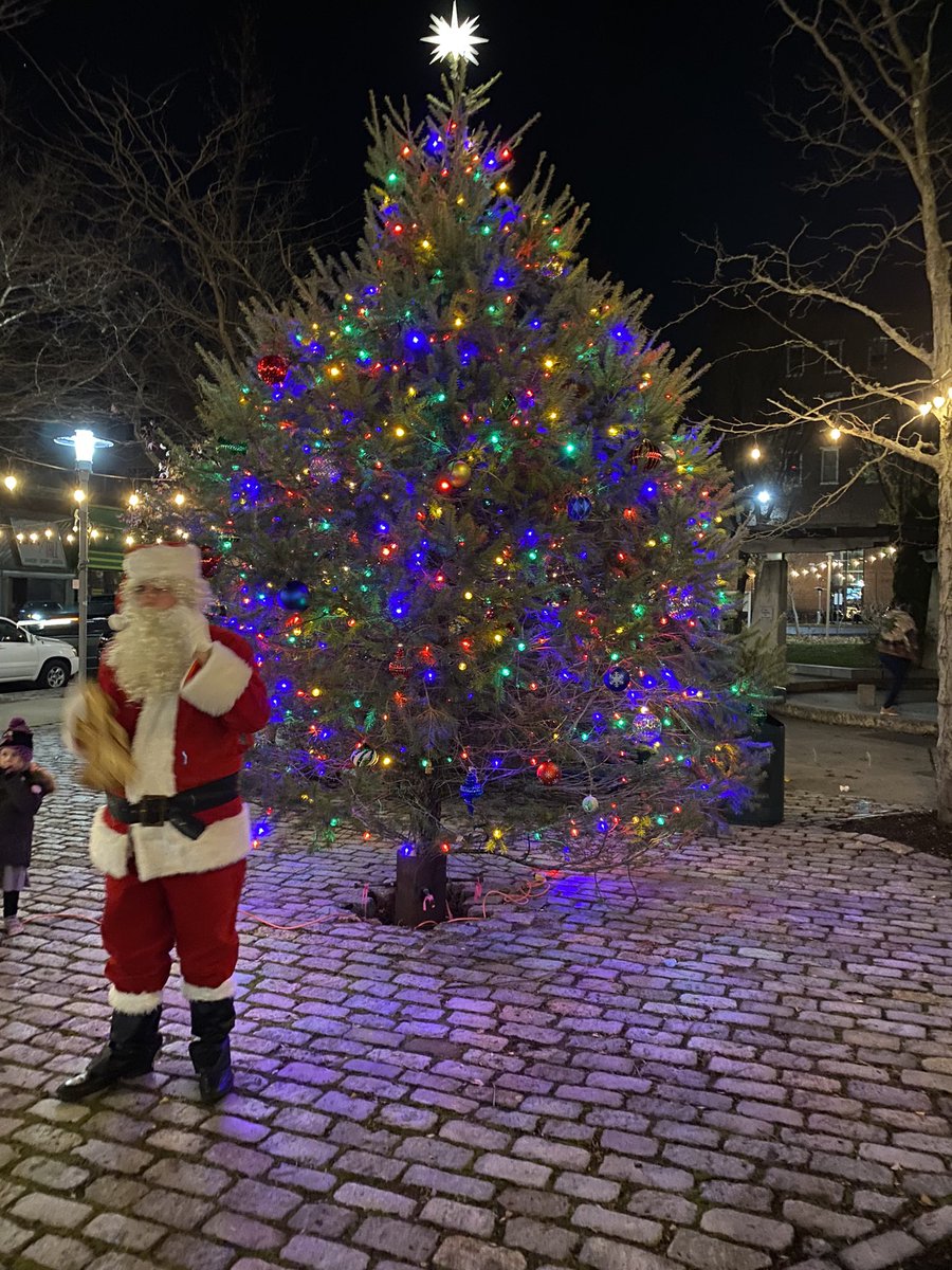 John Armato (@johnjarmato) on Twitter photo Special thanks to our special state representative Ciresi clause <a href="/ciresiforpa/">Joe Ciresi</a> can always count on his support of our community 365 days a year @LauraLyJohnson <a href="/PSDRODRIGUEZ/">Stephen Rodriguez</a> <a href="/PottstownNews/">Evan Brandt</a> <a href="/salfordbeach/">Peggy Lee-Clark</a> <a href="/CouncilLindsay/">Councilwoman Trenita D Lindsay</a> Special thanks to our special state representative Ciresi clause <a href="/ciresiforpa/">Joe Ciresi</a> can always count on his support of our community 365 days a year @LauraLyJohnson <a href="/PSDRODRIGUEZ/">Stephen Rodriguez</a> <a href="/PottstownNews/">Evan Brandt</a> <a href="/salfordbeach/">Peggy Lee-Clark</a> <a href="/CouncilLindsay/">Councilwoman Trenita D Lindsay</a>