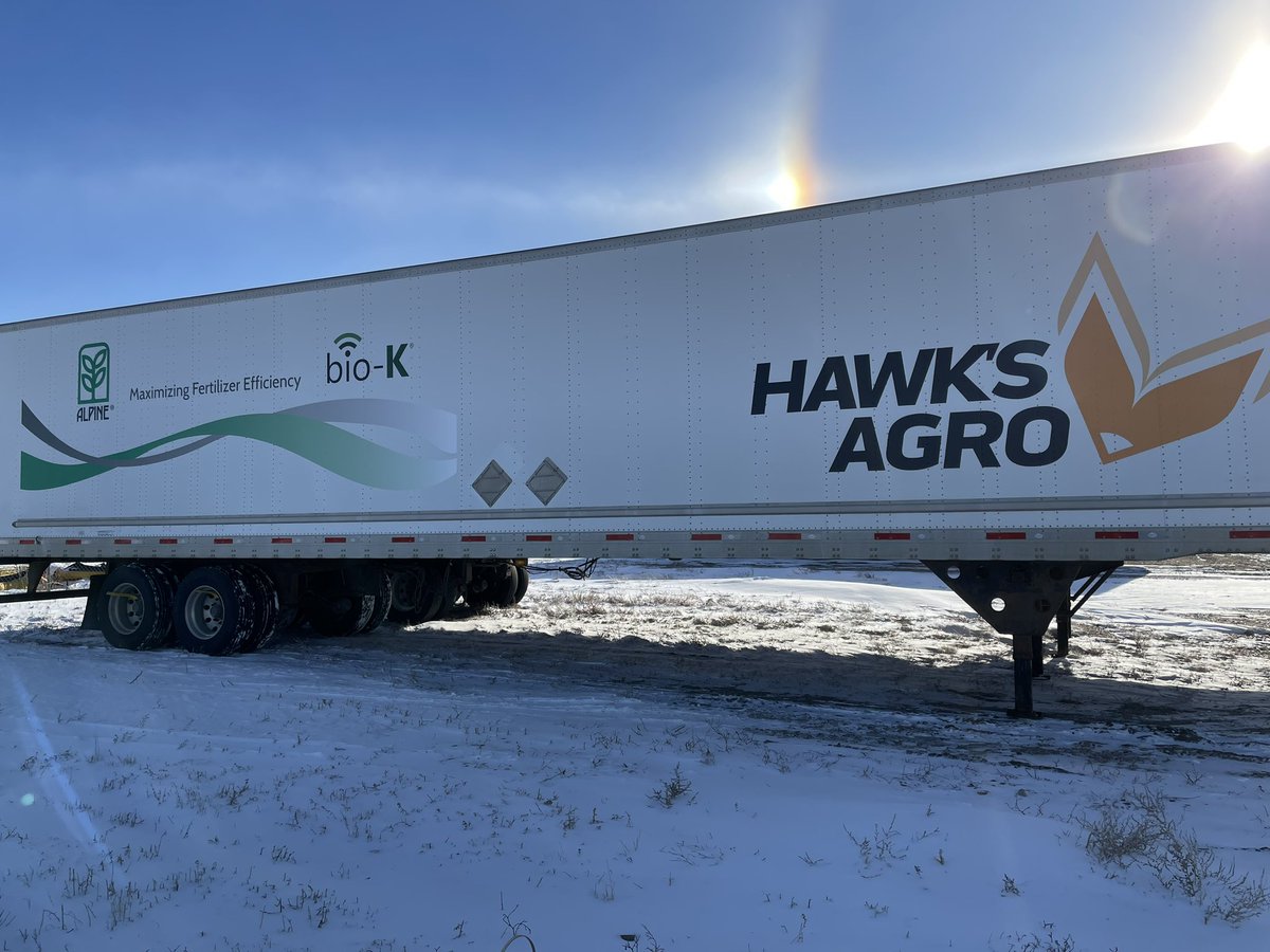AlpineJimmie's tweet photo. First look at the new decalled @HawksAgro delivery unit. Great @alpinepfl dealers and great people. Watch for this rig on the road this season https://t.co/Ww772DyF93