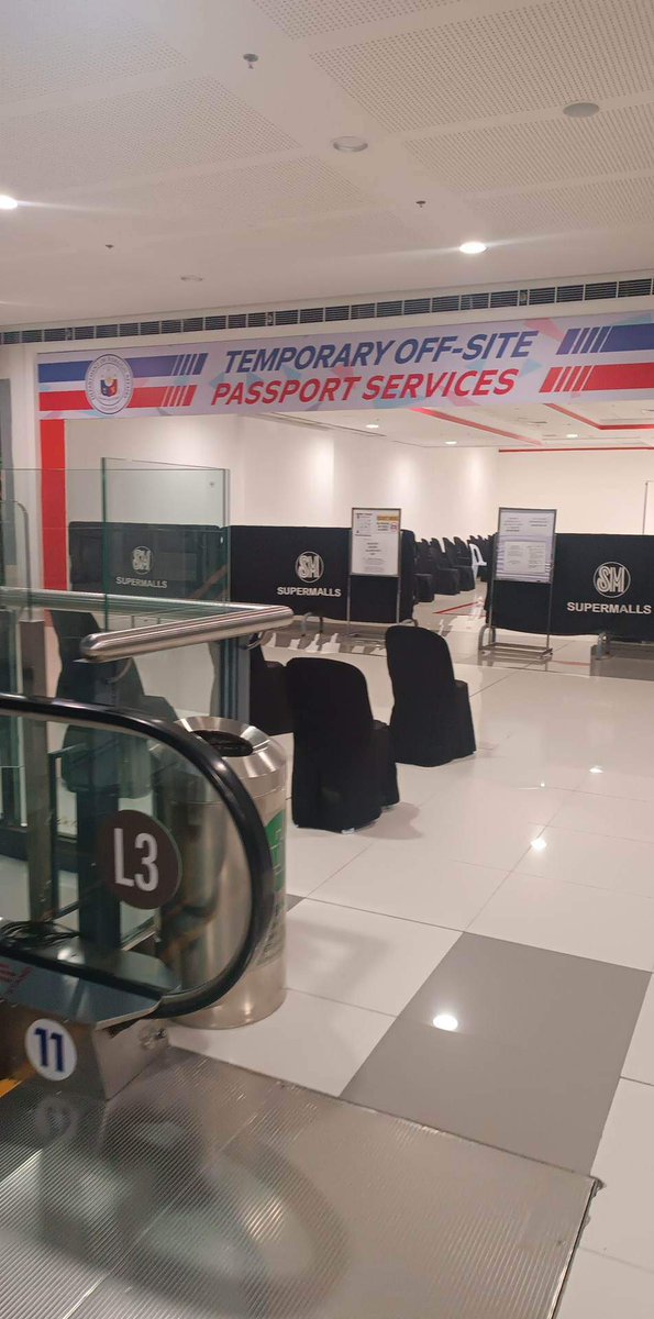 tortle03's tweet photo. bat walang nagpapapassport dito sa Sucat? ahahaha https://t.co/pwd0nFPzzQ