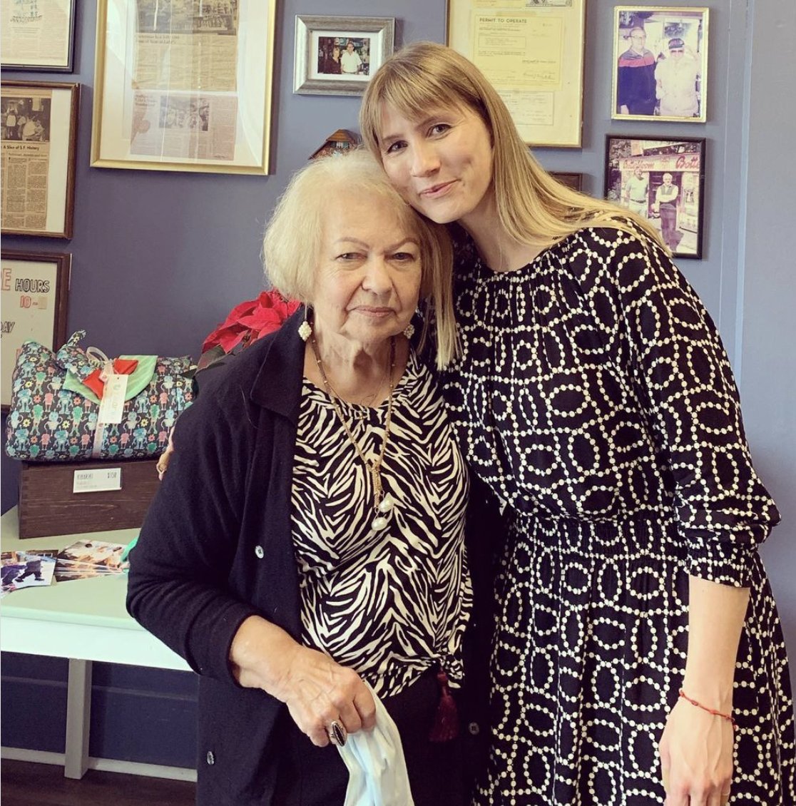 This Week In Noe Valley: Lehr’s German Specialties Reopens, a New Mural Unfolds, Inle Burmese Moves to Sunset tinyurl.com/mpfrwep2