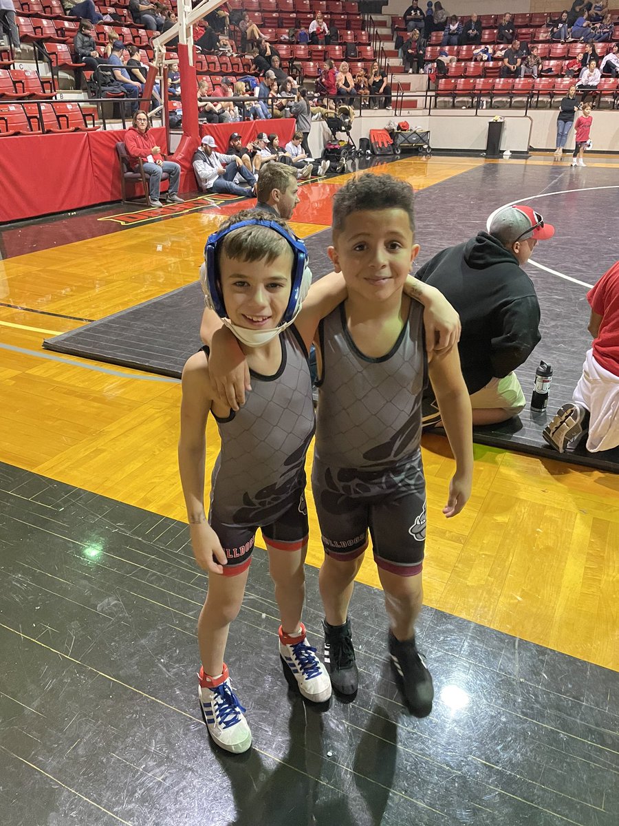 BulldogWClub's tweet photo. The Bulldogs Brawl Tournament was a big success! A huge thanks to all the volunteers that helped make it possible! GO DOGS!!! https://t.co/KpOtr6Ndc5