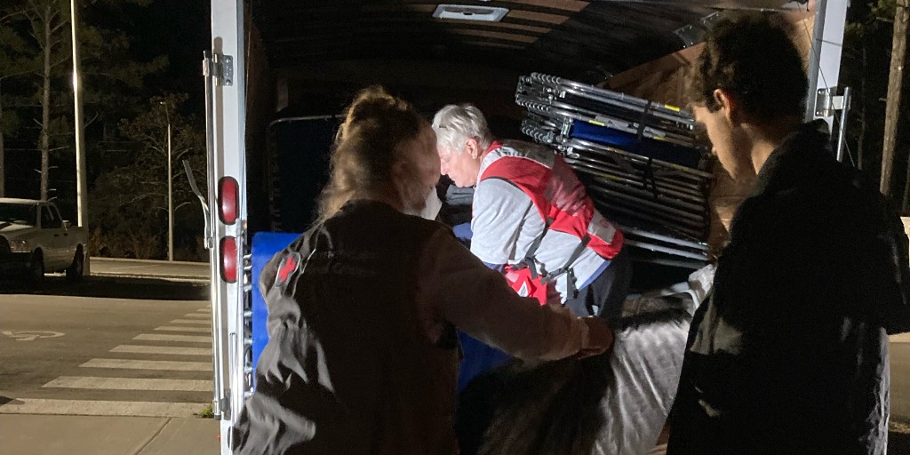 RedCrossENC's tweet image. Moore Co. has opened an emergency shelter with Red Cross support. For those seeking a safe place to stay, it is located at the Moore County Sports Complex, 155 Hillcrest Park, Carthage. Thank you to our partners and volunteers who are aiding people during this difficult time.