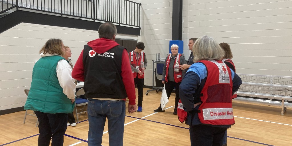 RedCrossENC's tweet image. Moore Co. has opened an emergency shelter with Red Cross support. For those seeking a safe place to stay, it is located at the Moore County Sports Complex, 155 Hillcrest Park, Carthage. Thank you to our partners and volunteers who are aiding people during this difficult time.