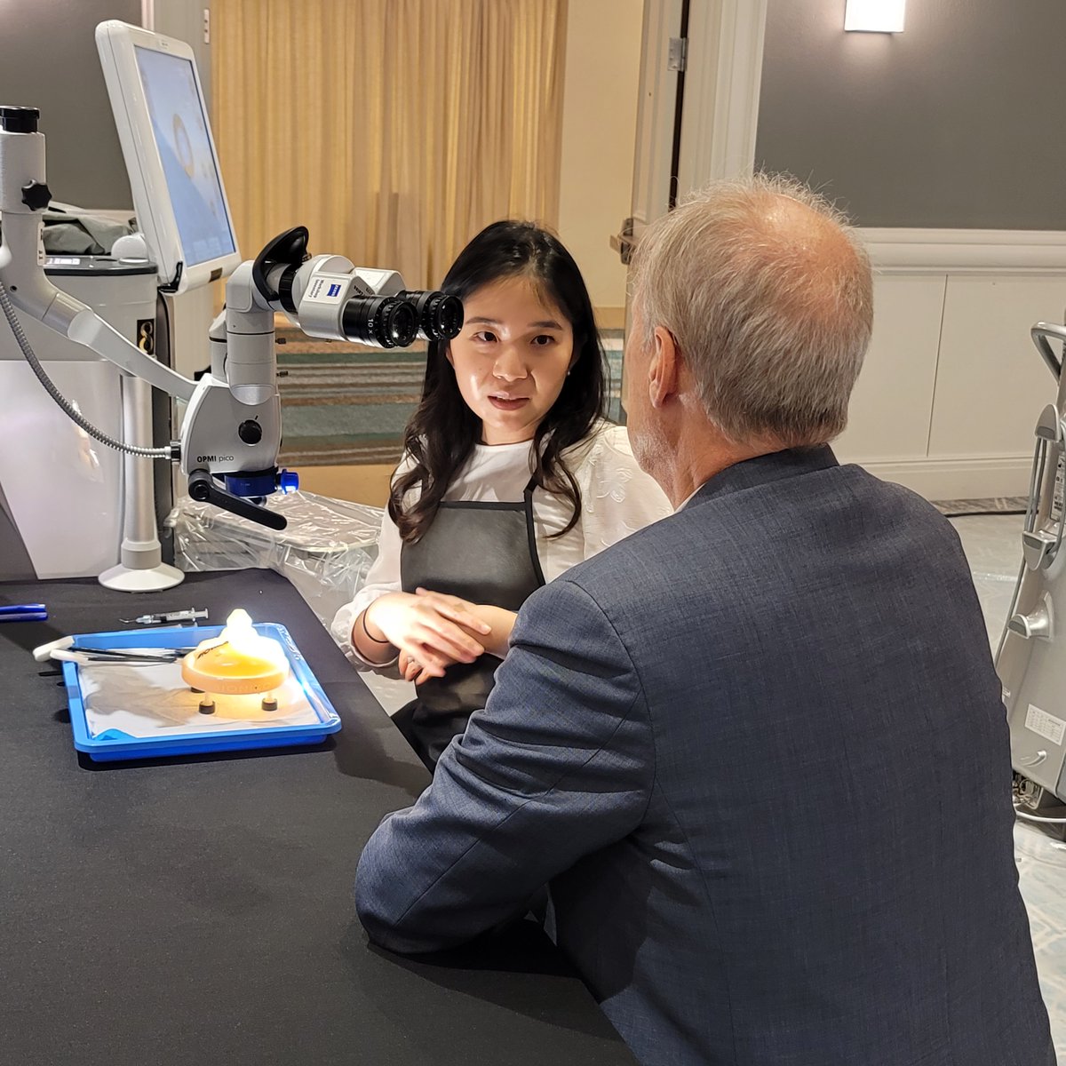 TD2timeMVP's tweet photo. Some photos of Rebecca from this weekend's cataract surgery conference hosted by @BauschLomb in Clearwater, Florida. #rgli👩🏻⚕️ https://t.co/Aokgt93bGM