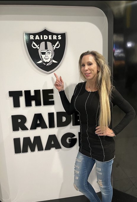 @shanexxxdiesel I thought you liked the Raiders?!  Lol. https://t.co/gaRUOad3kW<a class="tags" href="/tag/shanexxxdiesel">@shanexxxdiesel</a>