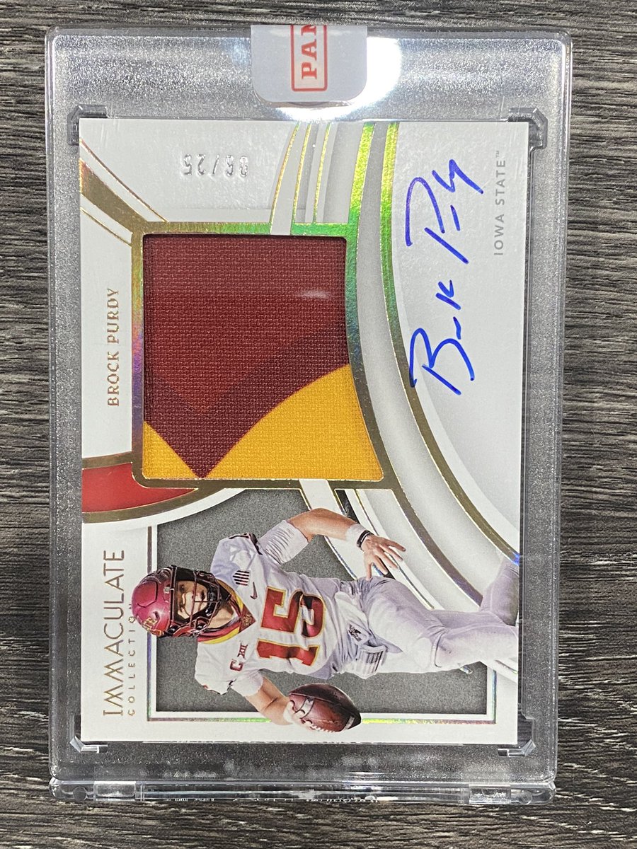 Hbazz25's tweet photo. @CardPurchaser Listing this one tonight on EBay! https://t.co/oLbDYo1uwL