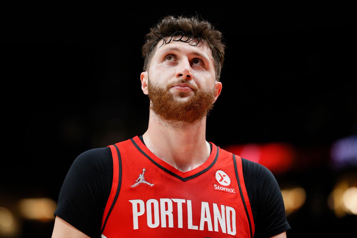 1u - Jusuf Nurkic (POR) U15.5 PTS (-130 @ MGM)

Lillard, Eubanks, & Hart are all back. He drops from 16.6 PPG to 11.3 PPG in 9 games w/ Dame. 9.7 PPG in three times he’s playing in a B2B. M. Turner rim defense. Plus there’s possible blowout potential w/o Haliburton. #PlayerProps https://t.co/XVz3IsYezb