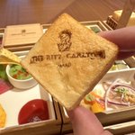 ツイートに含まれる画像