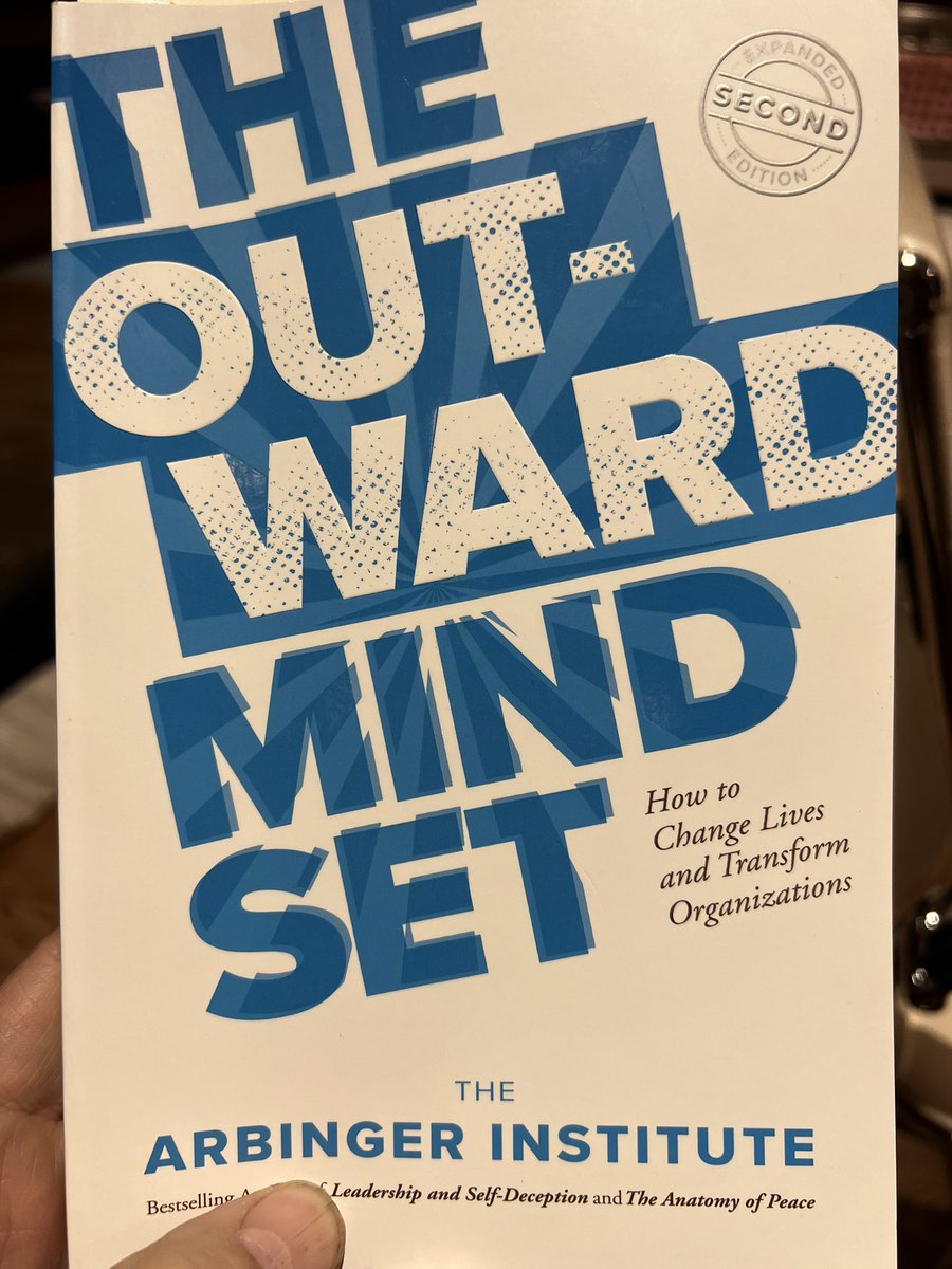 LeightonKolk's tweet image. When Amazon offers 10% off…I thought it was related to price, not how many pages. This is a first…page128…directly followed by page 161. Even with an Outward Mindset I can’t grasp the leap they made. #theendisnearer #speedreader #specialsubtractionaddition
