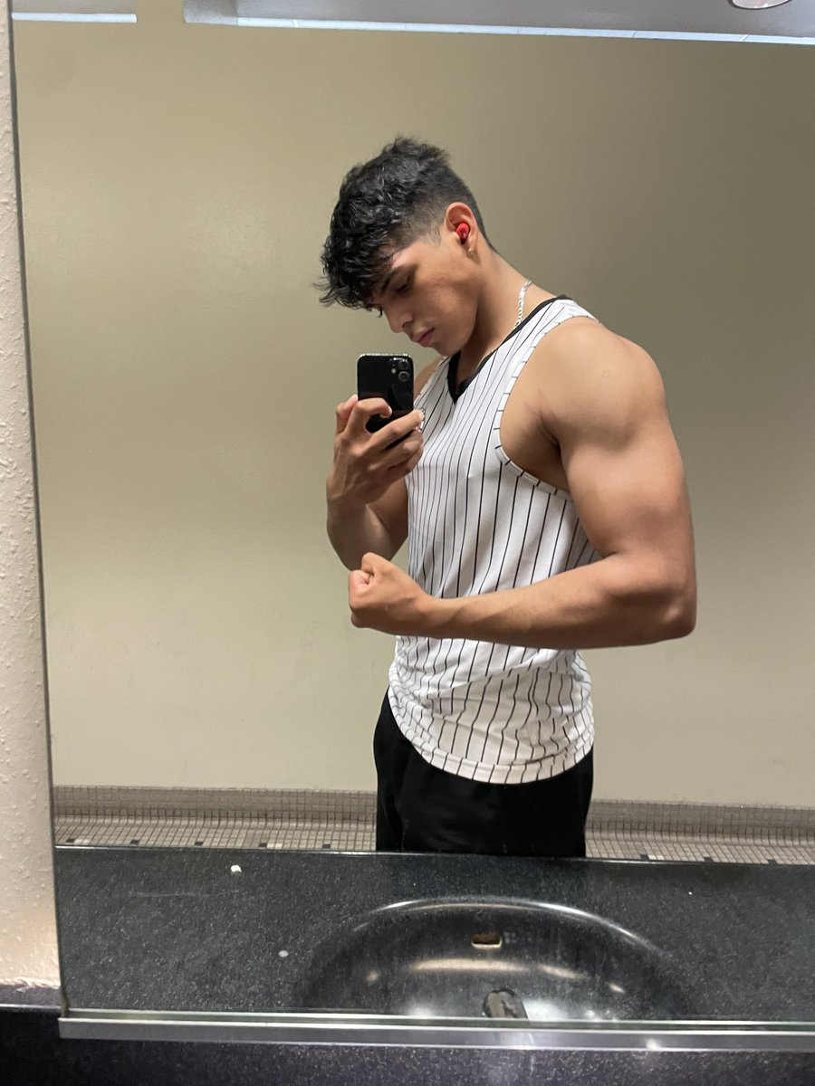 Parrazek (@parrazek) on Twitter photo 