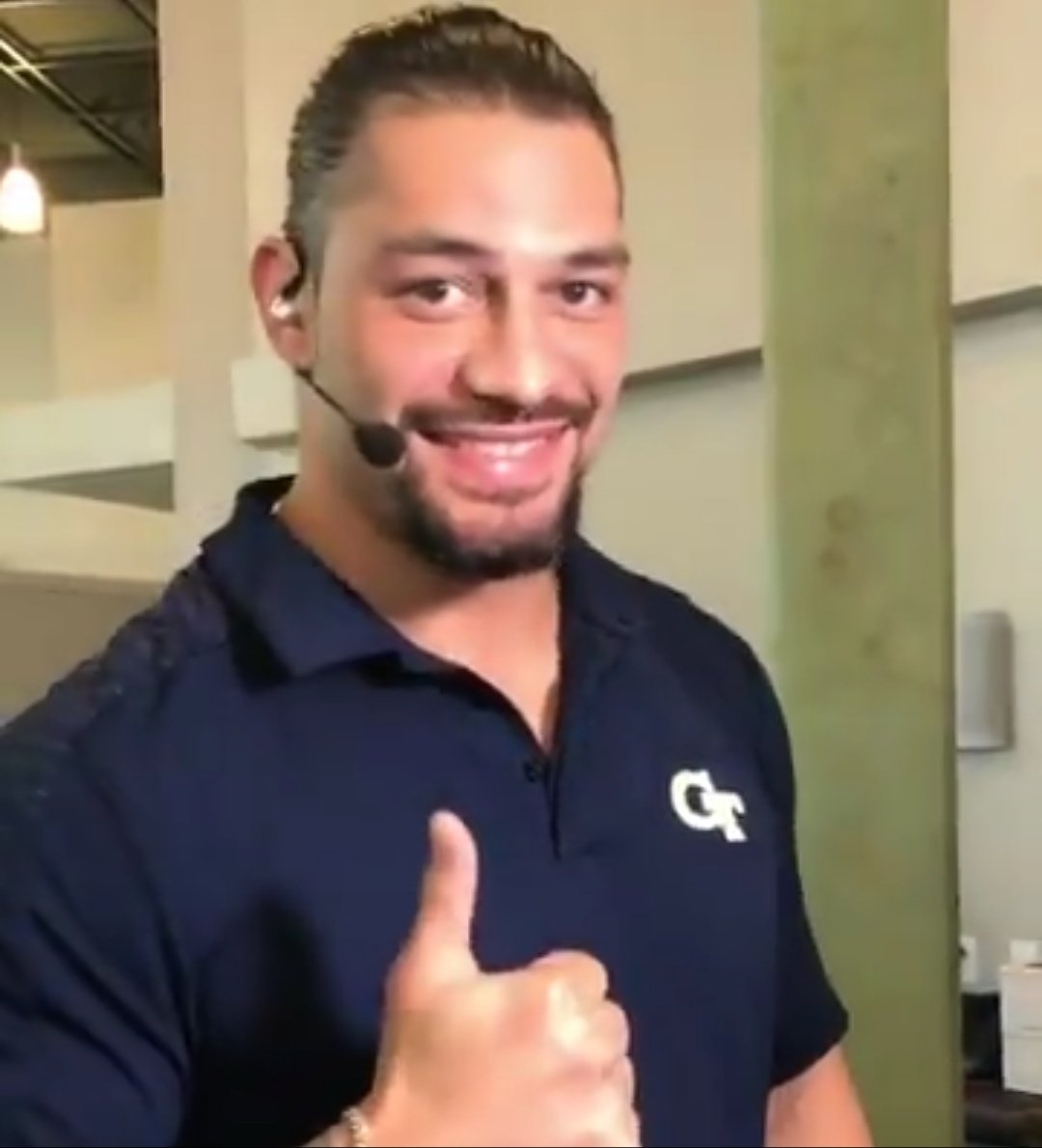 This is my last tweet for tonight. See you all tomorrow. As usual I leave you with another pic of our great champ: