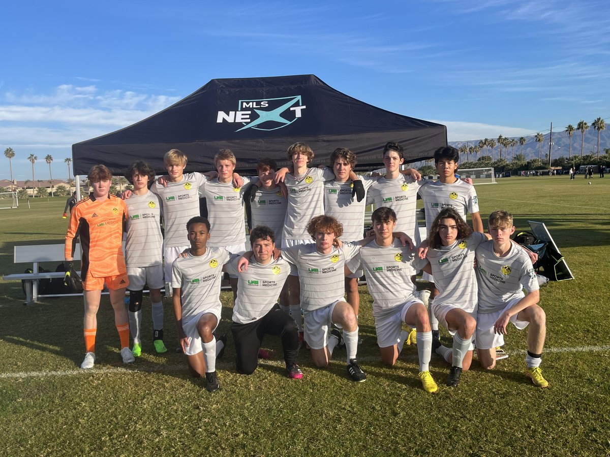getmanm's tweet photo. Thank you coaches who came to watch HVS U17's today.  UK, Louisville, UVA, UConn, UCLA, Wisconsin, Northwestern, Wash, Maryland, Air Force, Villinova, Yale, Duke, Wake Forest, Seattle, San Diego, Denver, Liberty, Marist, Lehigh, Colgate, Loyola Marymount, Providence, + others. https://t.co/snwjV0Pwwt