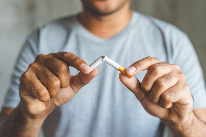 Amazing! #UQ researchers have received a $5 million boost from the 
<a href="/NHMRC/">NHMRC</a> Synergy Grants scheme to help cut tobacco use in Australia. 
Read more: bit.ly/3ioso0R Congrats @CoralGartner &amp; team!