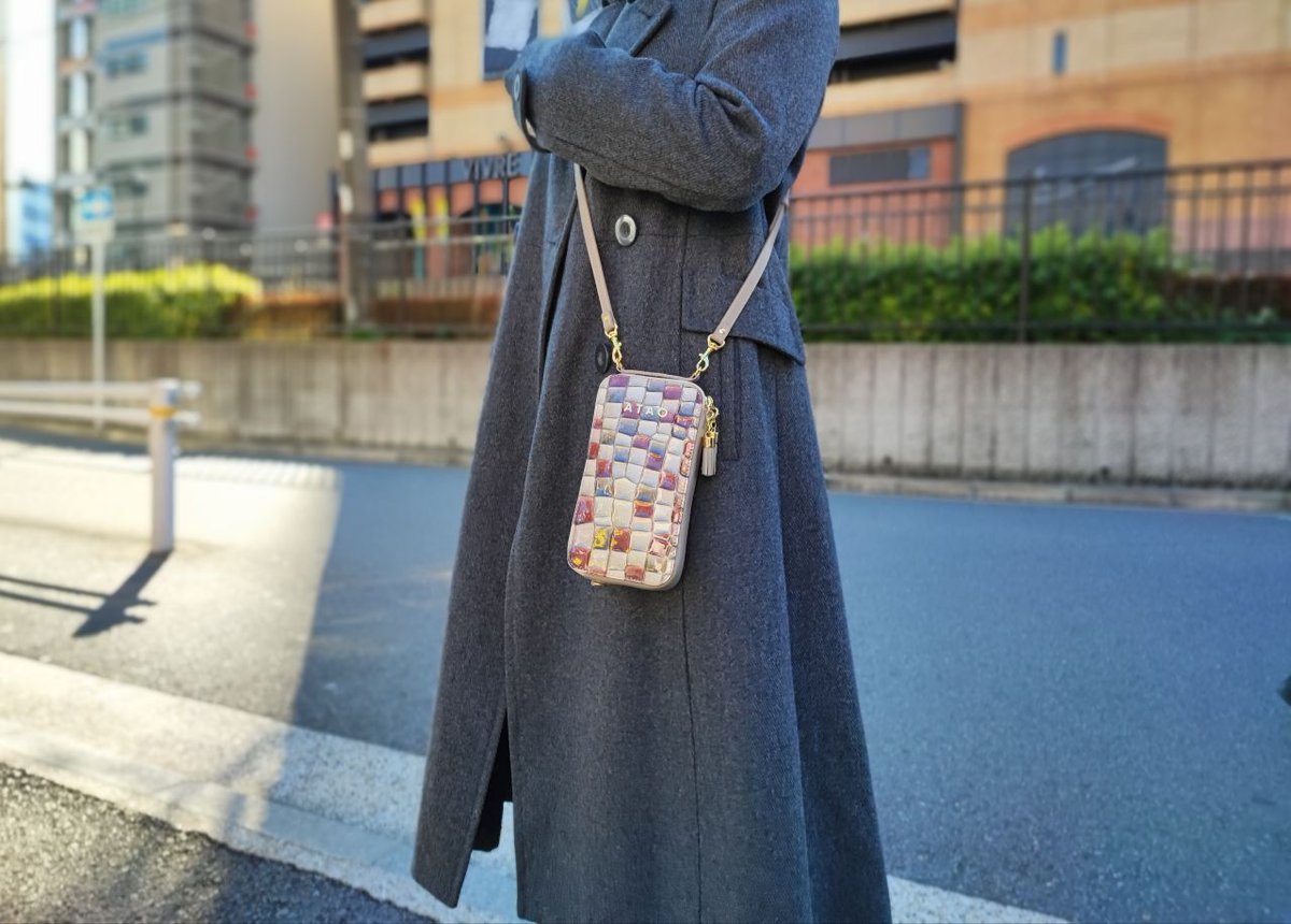 日本最大級の品揃え日本最大級の品揃えアミュレット・ヴィトロ 長財布