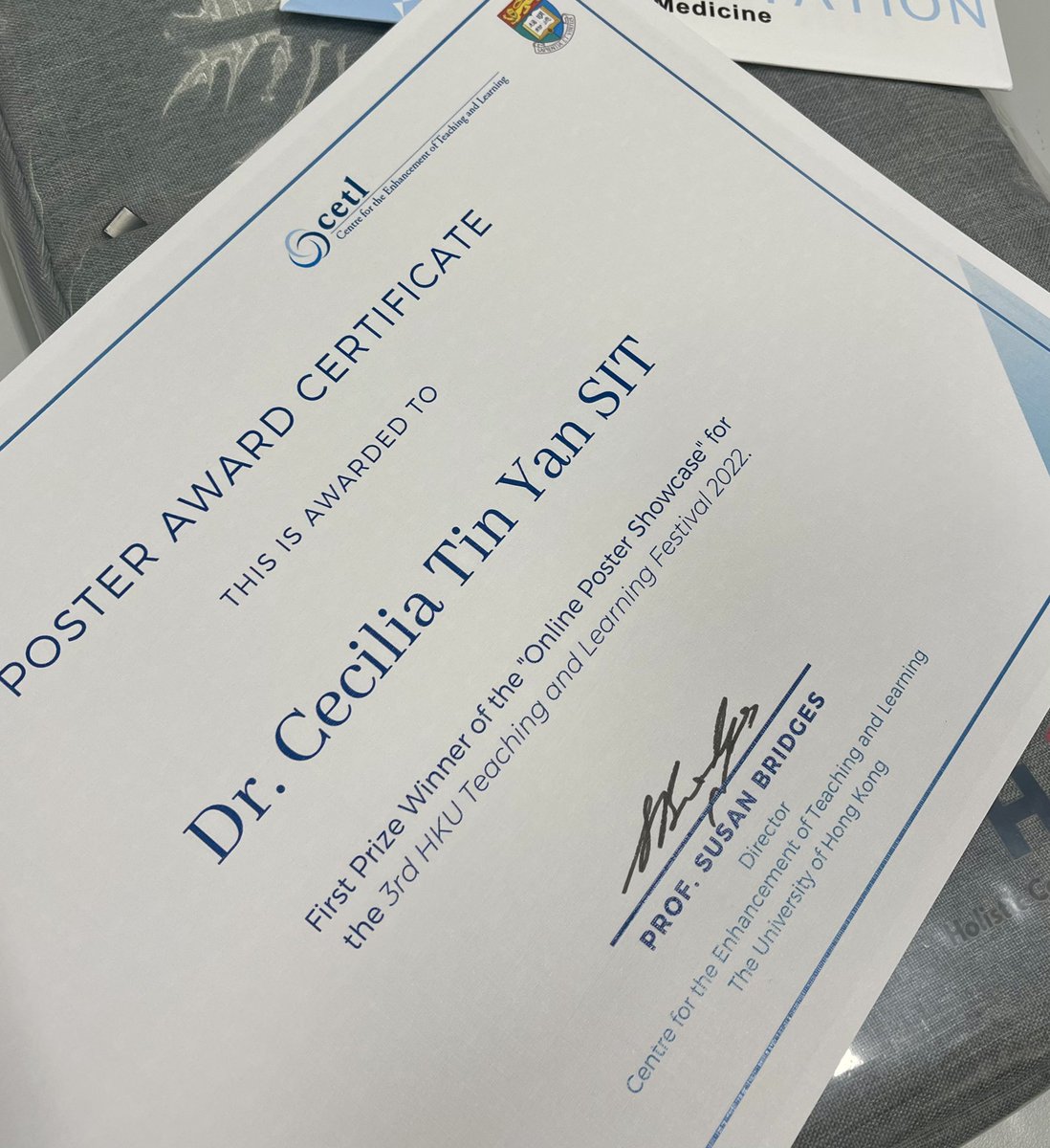 sit_cecilia's tweet photo. My genuine #gratitude to #CETL and the experts in #HKU for choosing me to receive this poster award. It’s been a real pleasure learning from you on your amazing projects during the teaching and learning festival 👍🏼 #tradition #teachingandlearning #highereducation #motivation https://t.co/PhTO1W3WZ0